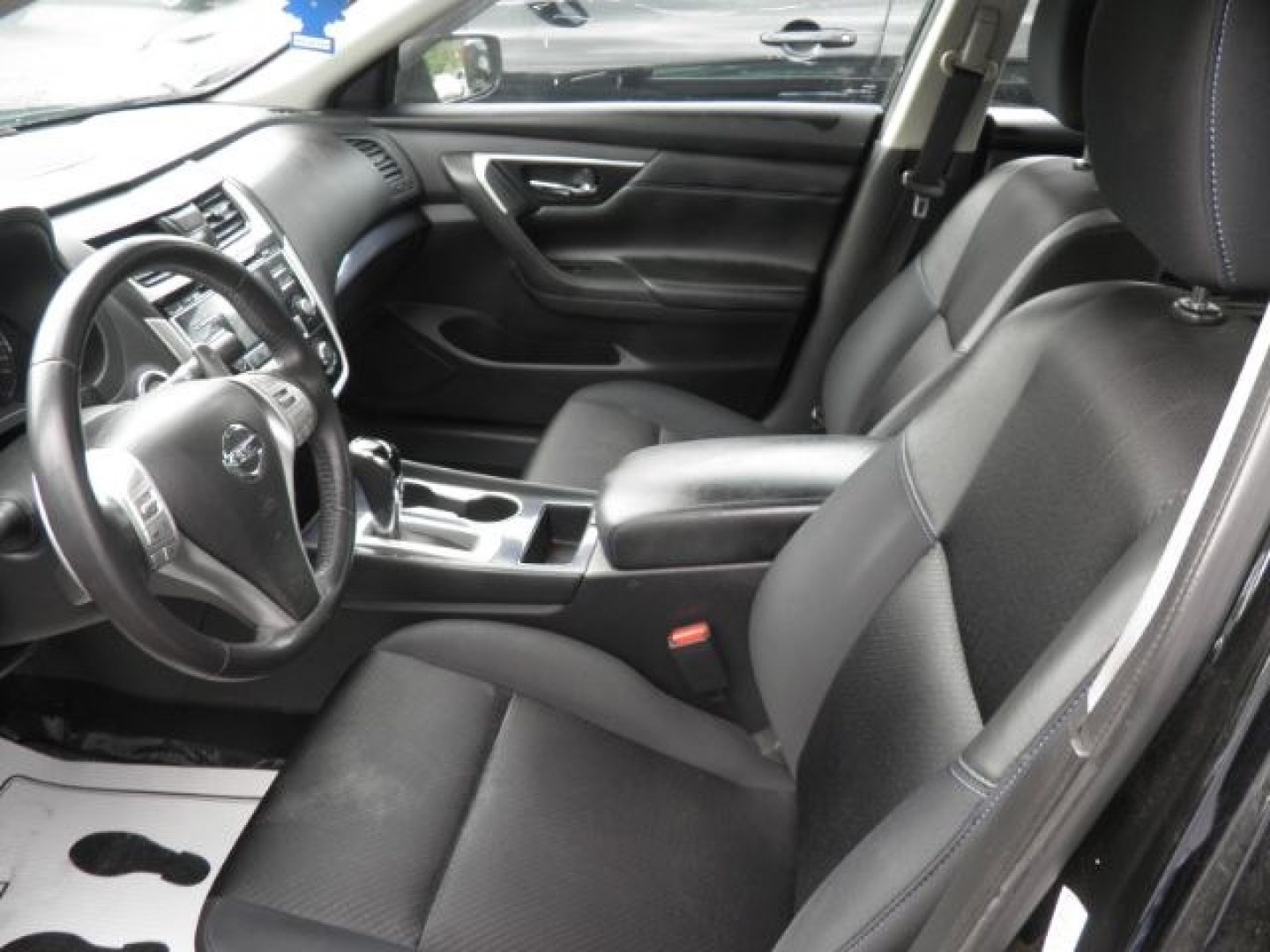 2018 BLACK Nissan Altima 2.5 SR (1N4AL3AP4JC) with an 2.5 L4 engine, CVT transmission, located at 19521 New George's Creek Rd SW, Barton, MD, 21521, (301) 463-2404, 39.524323, -79.017906- Photo#1