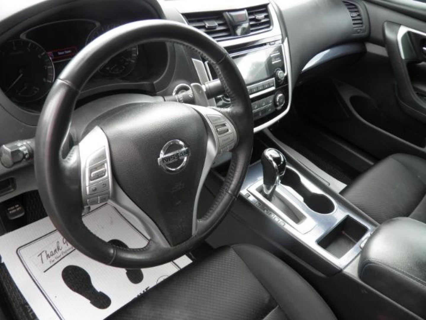 2018 BLACK Nissan Altima 2.5 SR (1N4AL3AP4JC) with an 2.5 L4 engine, CVT transmission, located at 19521 New George's Creek Rd SW, Barton, MD, 21521, (301) 463-2404, 39.524323, -79.017906- Photo#2