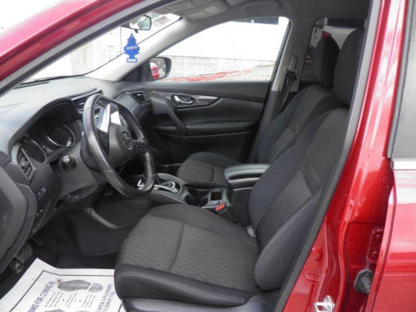 2018 RED Nissan Rogue SV AWD (5N1AT2MVXJC) with an 2.5 L4 engine, CVT transmission, located at 19521 New George's Creek Rd SW, Barton, MD, 21521, (301) 463-2404, 39.524323, -79.017906 - Photo#1