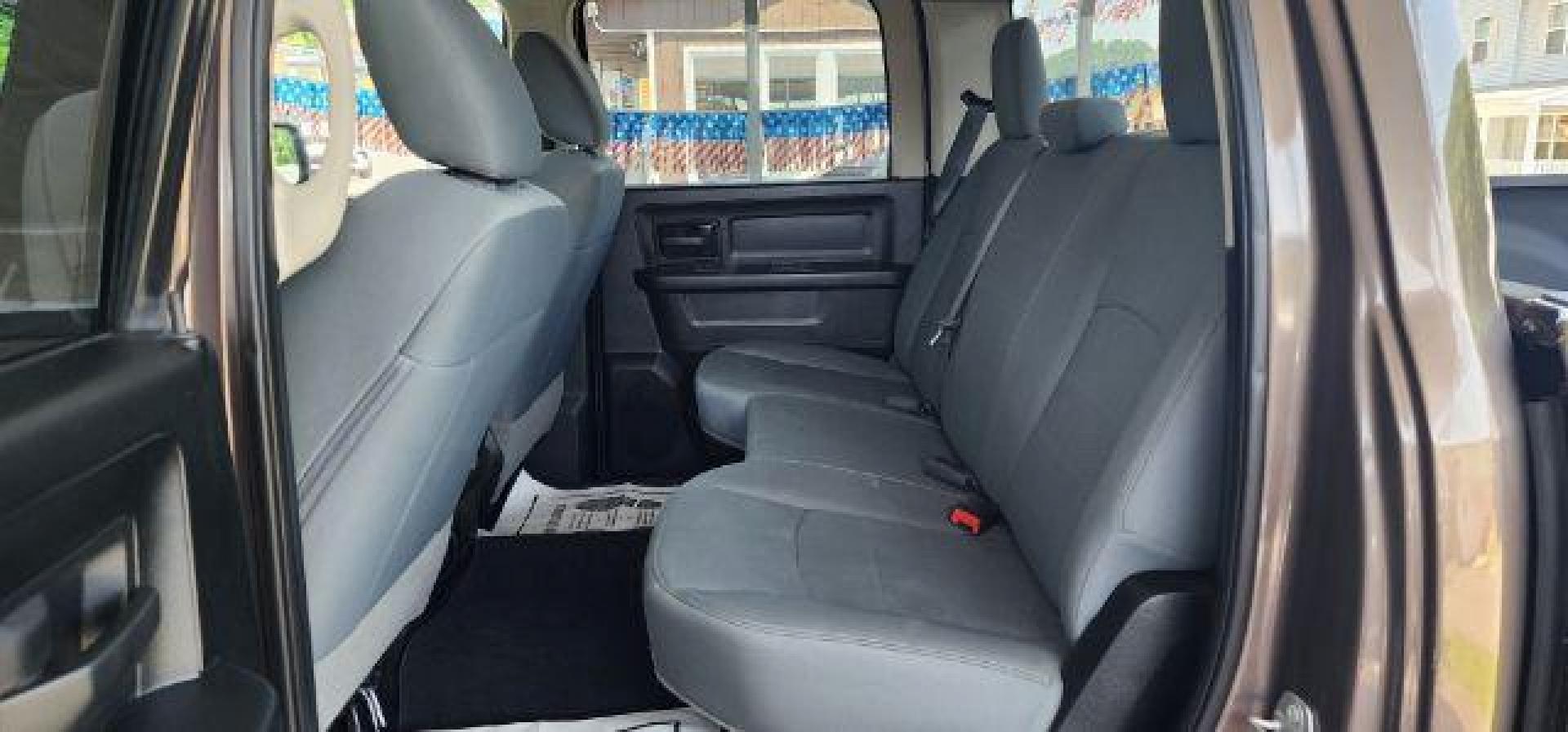 2018 Brown /Black/Diesel Gray, vinyl Dodge Ram 1500 Tradesman Crew Cab LWB 4WD (1C6RR7ST2JS) with an 5.7L V8 engine, AT transmission, located at 15520 McMullen Hwy SW, Belair, MD, 21502, (301) 729-3700, 39.581375, -78.846451 - Photo#6