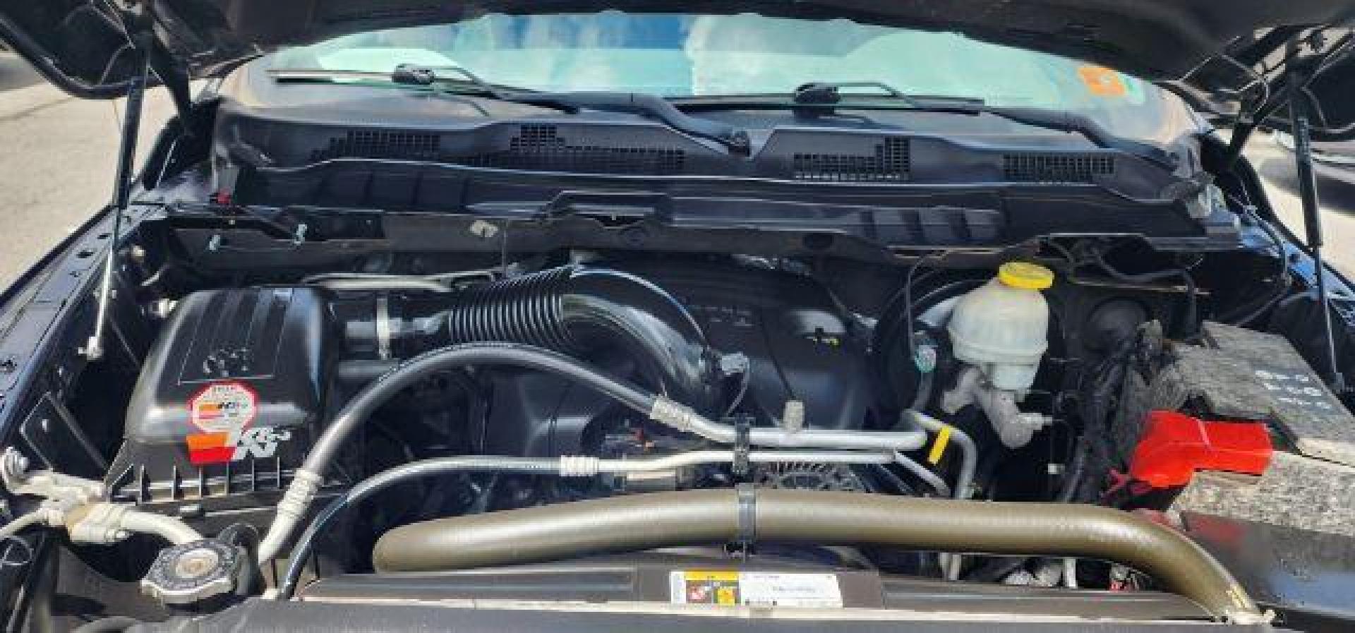 2018 BLACK /Diesel Gray/Black Ram 1500 Big Horn Crew Cab 4x4 6'4 Box (1C6RR7TTXJS) with an 5.7 V8 engine, AT transmission, located at 15520 McMullen Hwy SW, Belair, MD, 21502, (301) 729-3700, 39.581375, -78.846451 - Photo#15