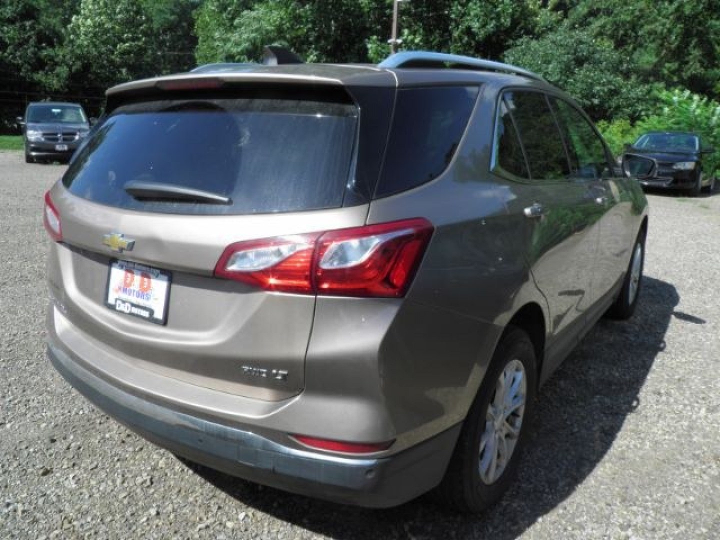 2019 BROWN Chevrolet Equinox LT (2GNAXUEVXK6) with an 1.5L L4 engine, AT transmission, located at 19521 New George's Creek Rd SW, Barton, MD, 21521, (301) 463-2404, 39.524323, -79.017906- Photo#5