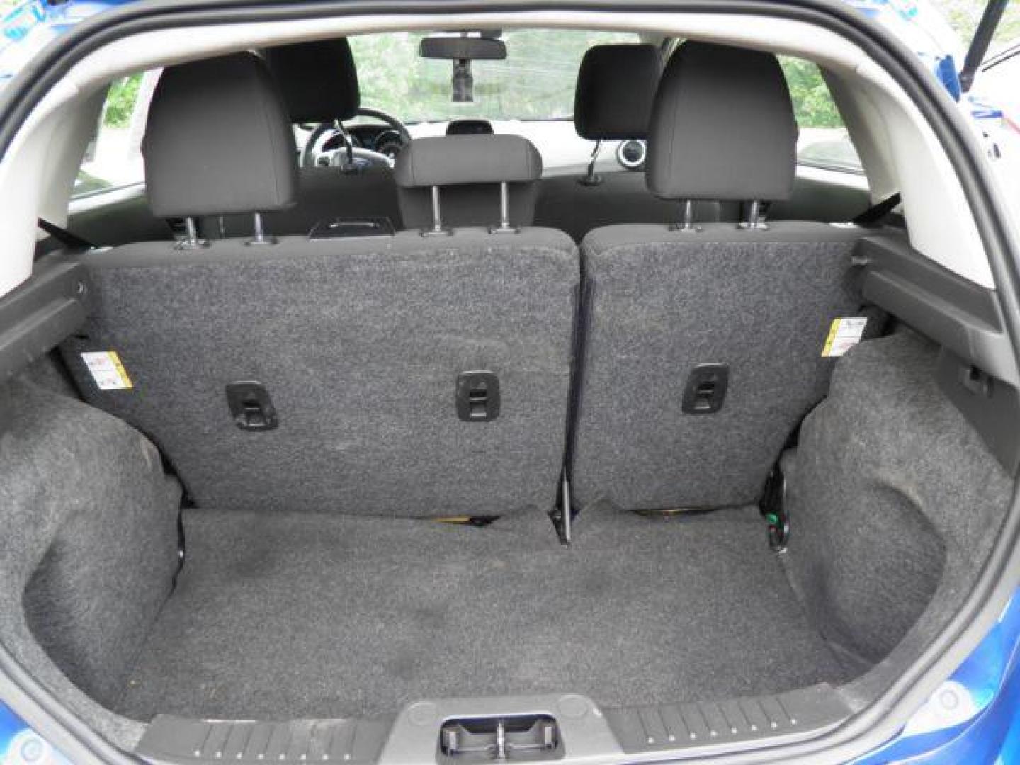 2019 Blue Ford Fiesta SE Hatchback (3FADP4EJ0KM) with an 1.6L I4 engine, AT transmission, located at 15520 McMullen Hwy SW, Belair, MD, 21502, (301) 729-3700, 39.581375, -78.846451 - Photo#4