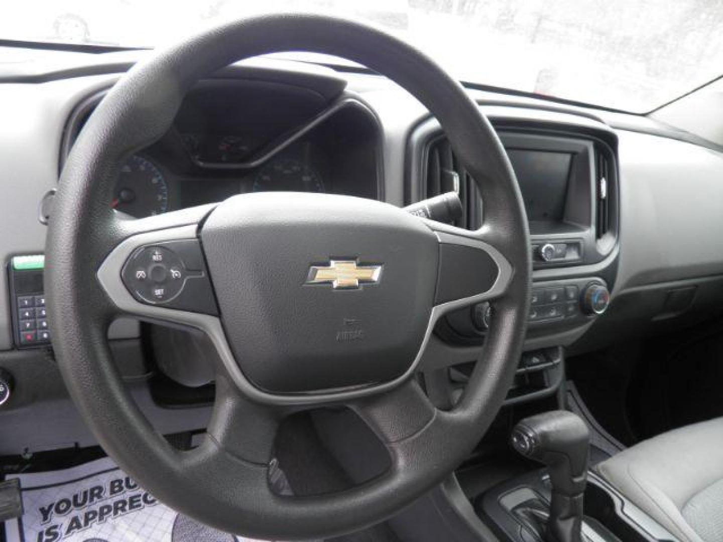 2020 White Chevrolet Colorado 2WD Extended Cab Long Box WT (1GCHSBEA8L1) with an 2.5L I4 engine, AT transmission, located at 15520 McMullen Hwy SW, Belair, MD, 21502, (301) 729-3700, 39.581375, -78.846451 - Photo#3