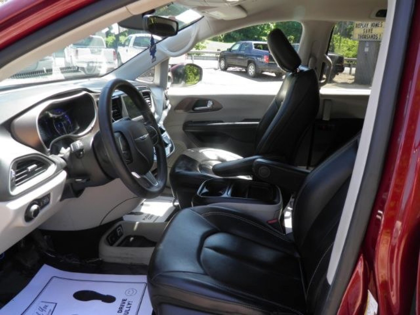 2020 RED Chrysler Voyager LXI (2C4RC1DG5LR) with an 3.6L V6 engine, AT transmission, located at 19521 New George's Creek Rd SW, Barton, MD, 21521, (301) 463-2404, 39.524323, -79.017906- Photo#1