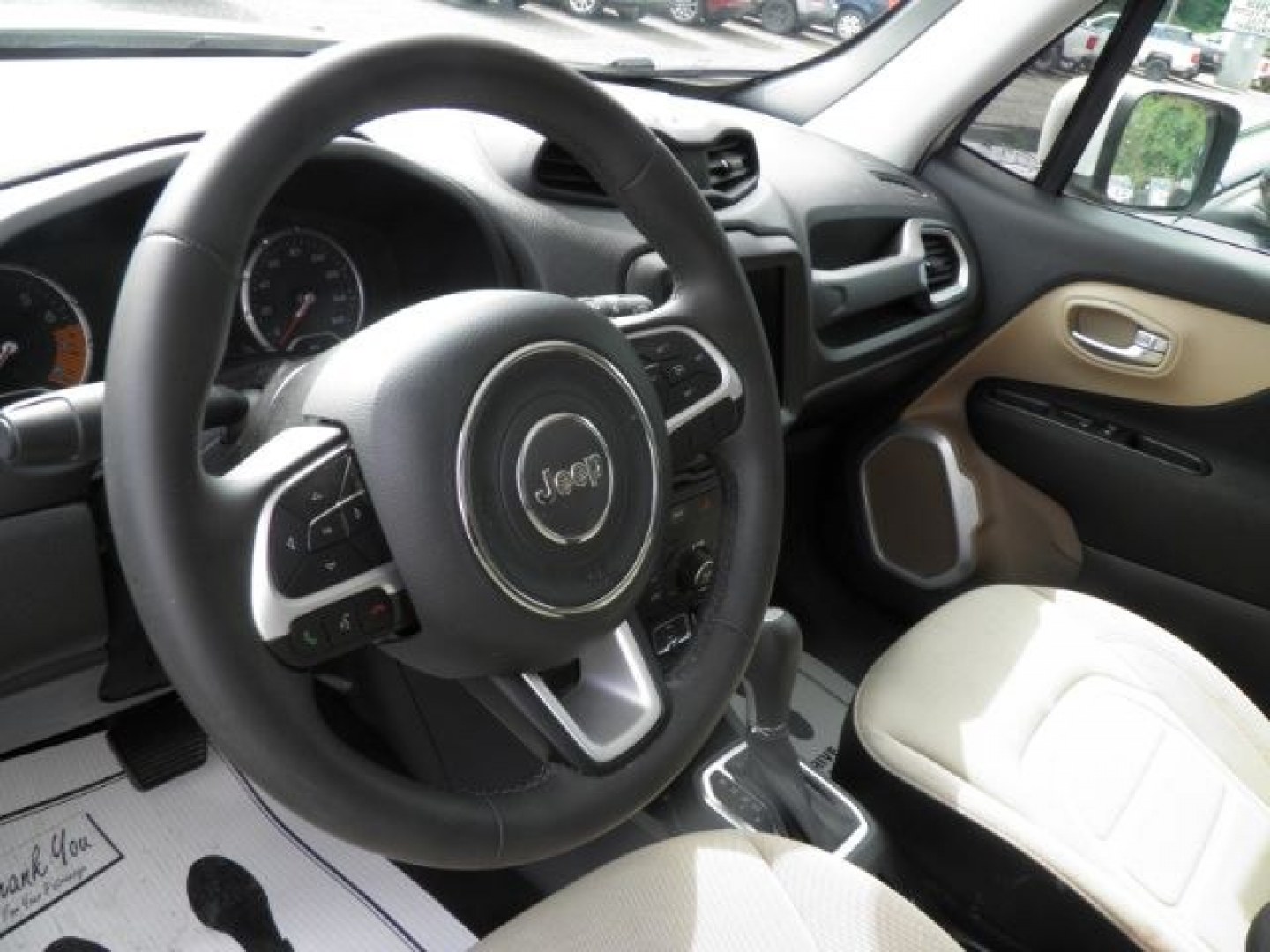 2020 WHITE Jeep Renegade Latitude 4x4 (ZACNJBBB4LP) with an 2.4L L4 engine, located at 19521 New George's Creek Rd SW, Barton, MD, 21521, (301) 463-2404, 39.524323, -79.017906- Photo#2