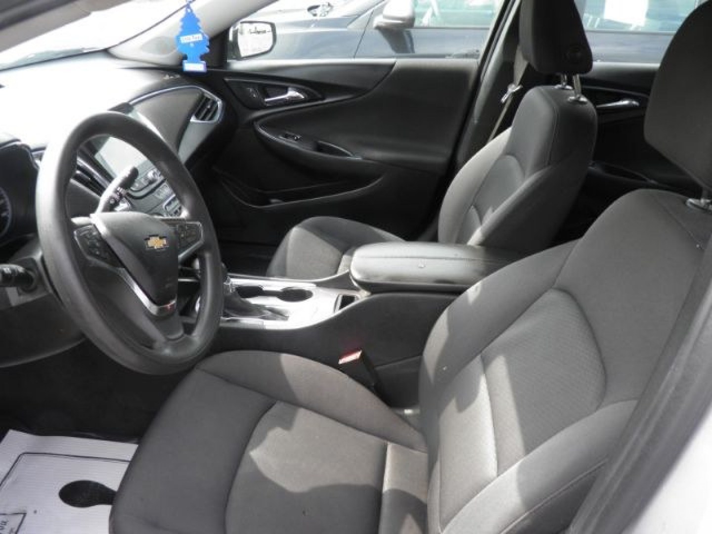 2021 SILVER Chevrolet Malibu FWD LT (1G1ZD5ST2MF) with an 1.5L L4 engine, AT transmission, located at 19521 New George's Creek Rd SW, Barton, MD, 21521, (301) 463-2404, 39.524323, -79.017906- Photo#1