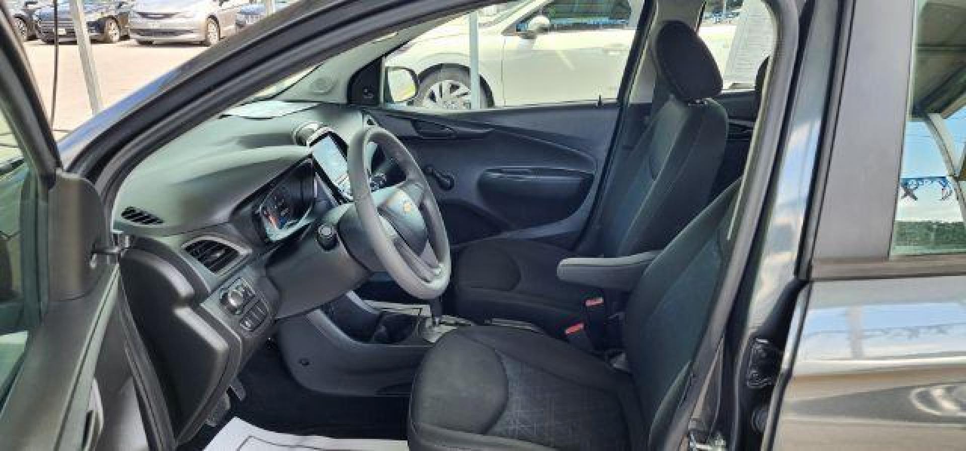 2021 GRAY /Jet Black Chevrolet Spark FWD LS Automatic (KL8CB6SA7MC) with an 1.4L 4L engine, AT transmission, located at 15520 McMullen Hwy SW, Belair, MD, 21502, (301) 729-3700, 39.581375, -78.846451 - Photo#4